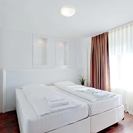 By Livingdowntown Apartment Zurich