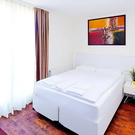 By Livingdowntown Apartment Zurich